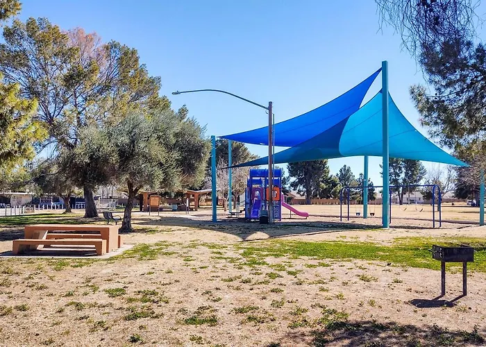 5 Mi To Pima Air & Space Museum: Sunny Gem Tucson
